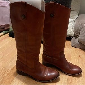 FRYE Melissa Button boot in Cognac 7.5
